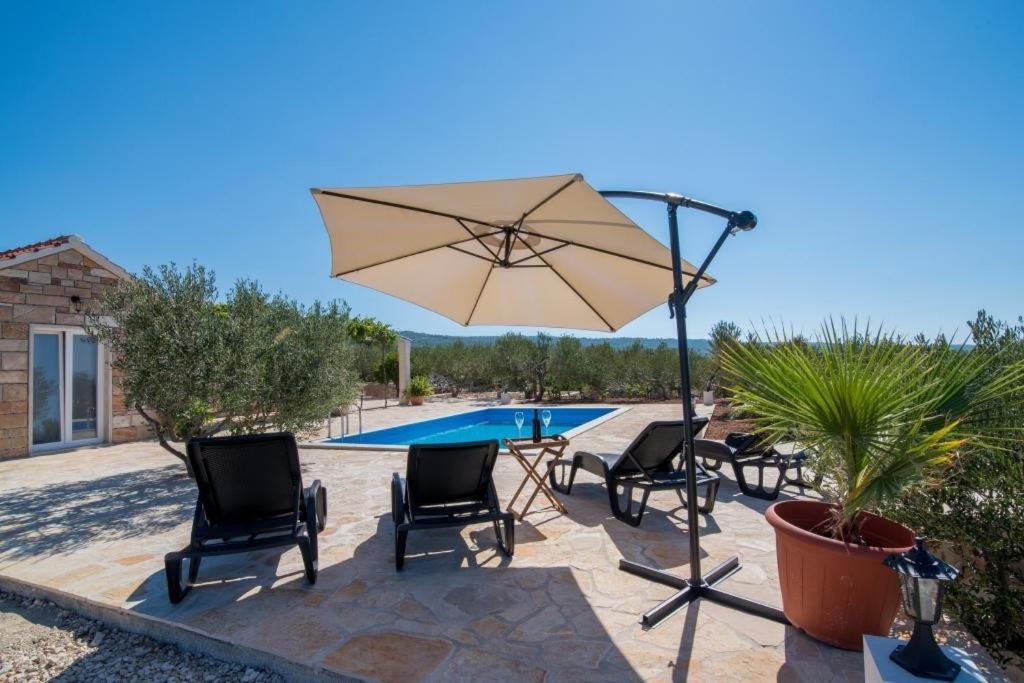 Holiday Home My Summer House Supetar Exterior photo