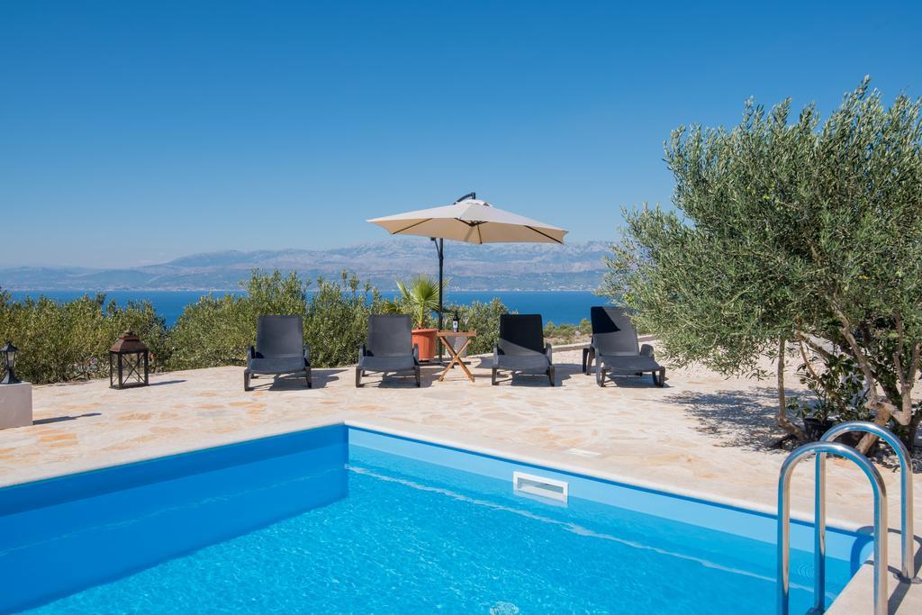 Holiday Home My Summer House Supetar Exterior photo