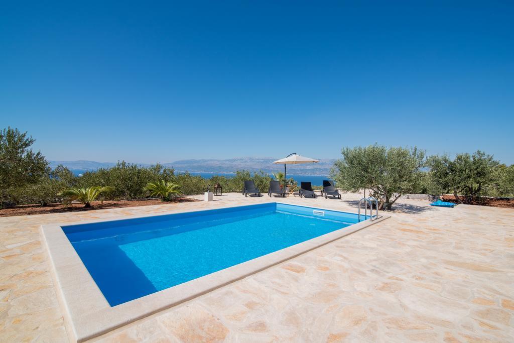 Holiday Home My Summer House Supetar Exterior photo
