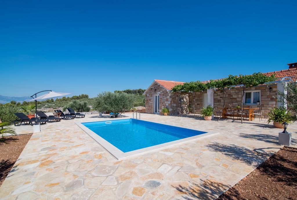 Holiday Home My Summer House Supetar Exterior photo